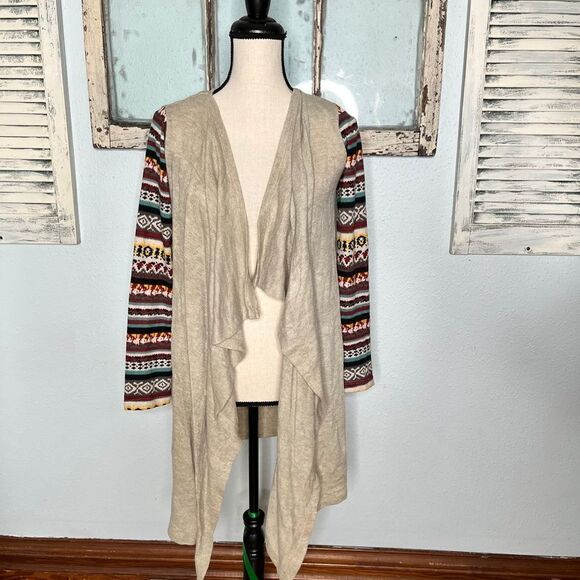 Adorable Asymmetrical Cardigan by Flying Tomato - Picture 3 of 8